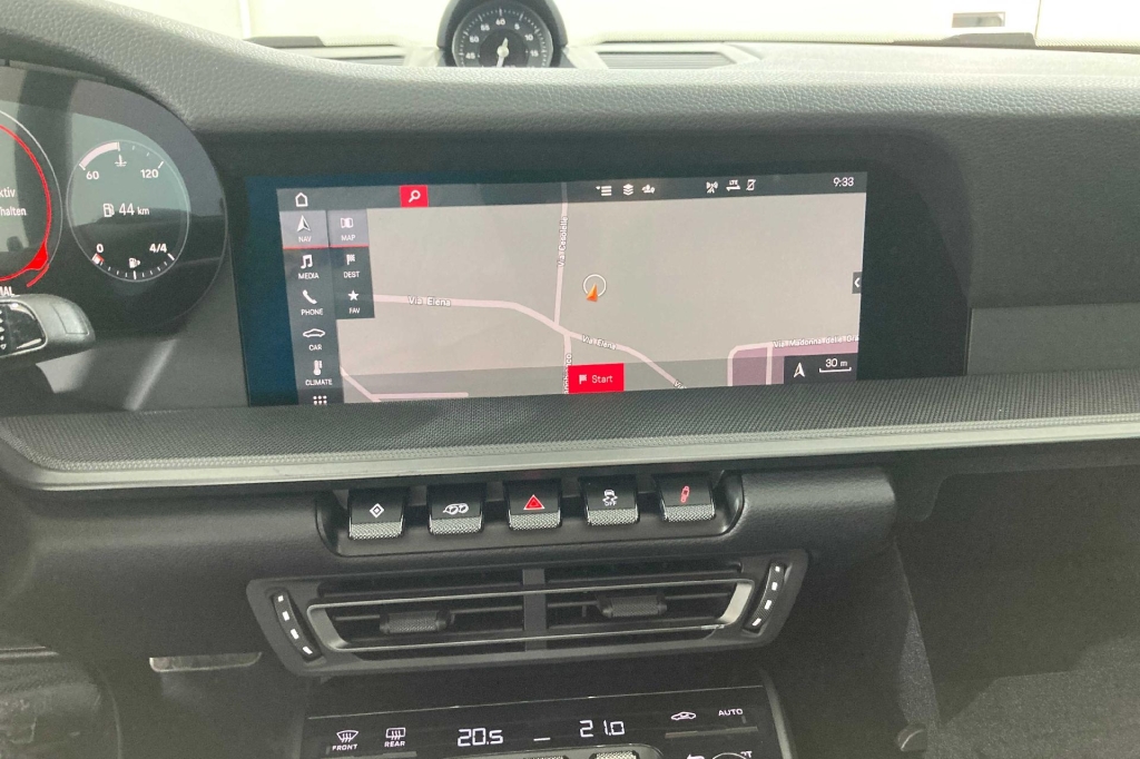 Porsche 992 2019 фото 3