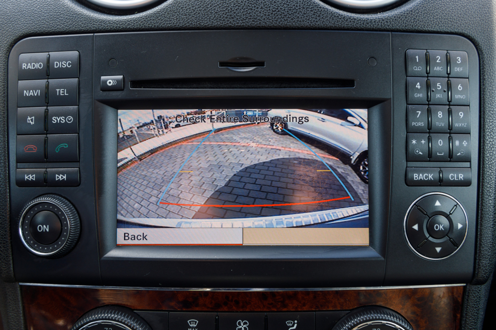 Mercedes-Benz ML 350 2011 photo 14