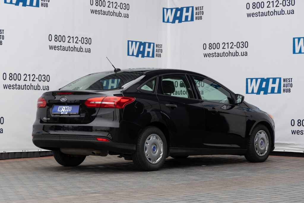 Ford Focus S 2018 фото 19