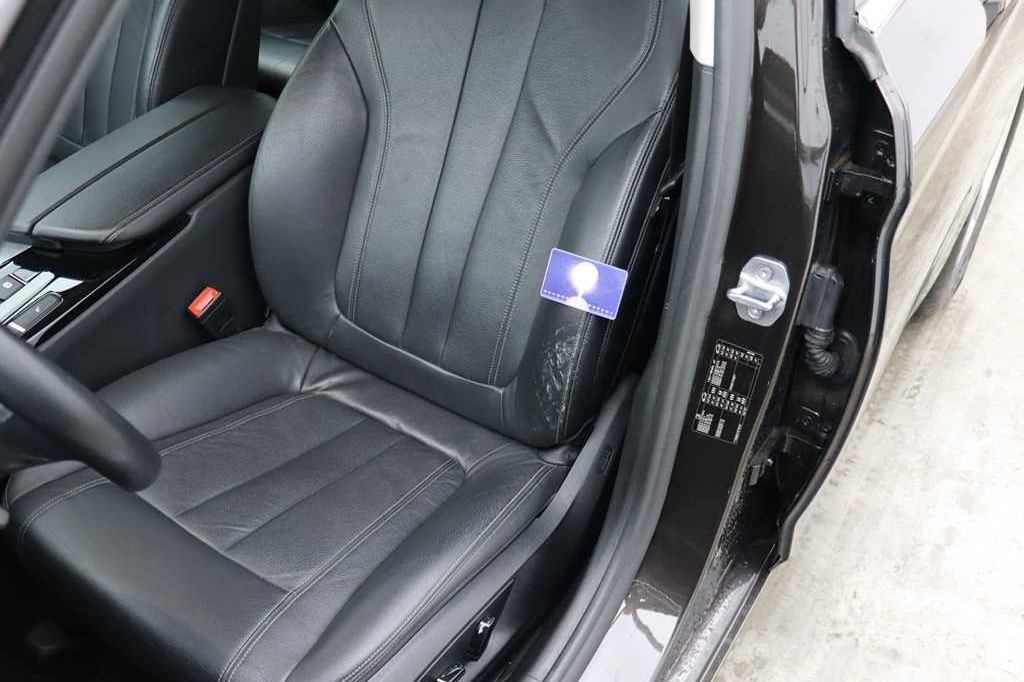 BMW 5er Touring 2018 photo 25