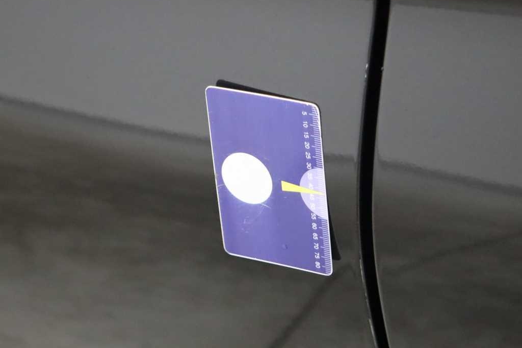 BMW 5 Series 2018 фото 14