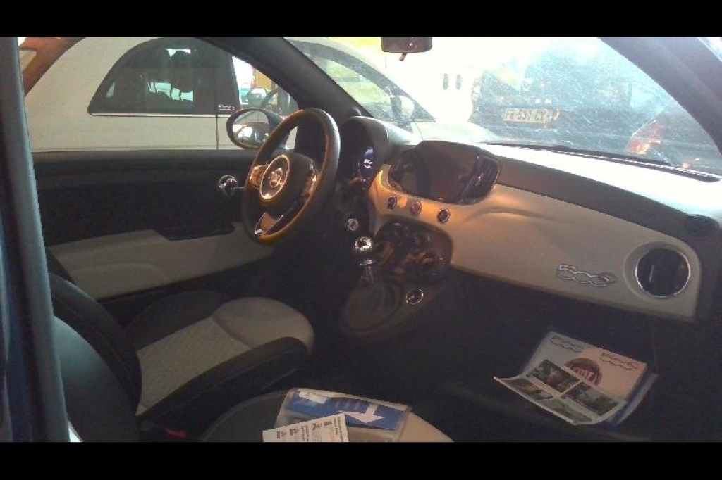 Fiat 500C 2020 фото 1