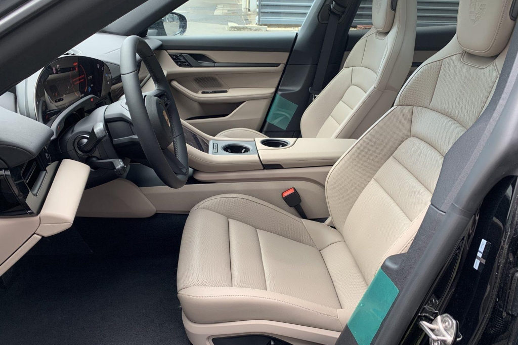 Porsche Taycan 2021 photo 6