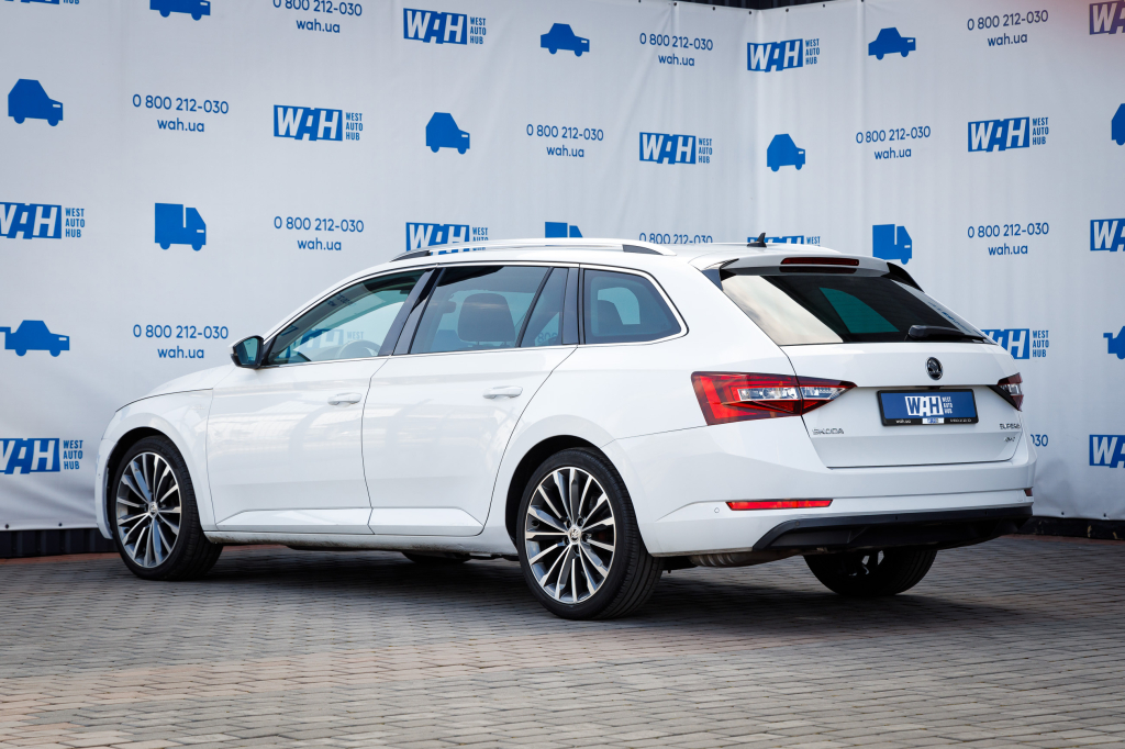 Skoda Superb Laurin & Klement 4x4 2015 photo 7
