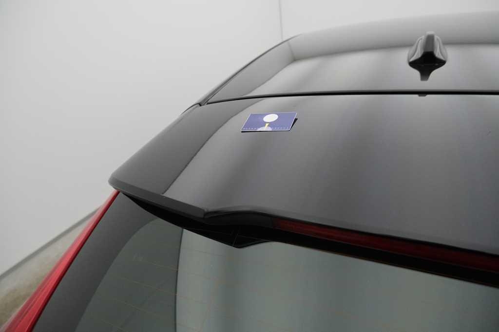 Volvo V40 2017 фото 29