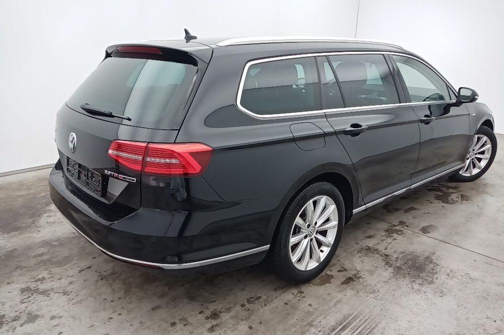 Volkswagen Passat Variant 2017 фото 1