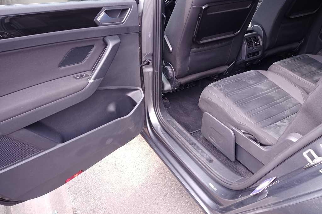 Volkswagen Touran 2017 фото 29