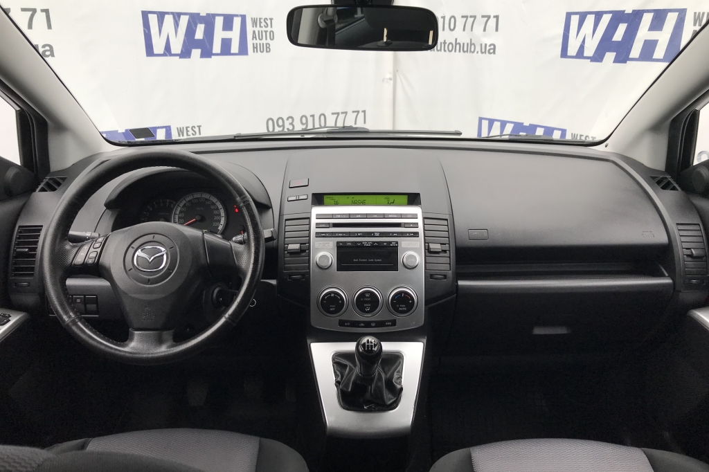 Mazda 5 photo 6