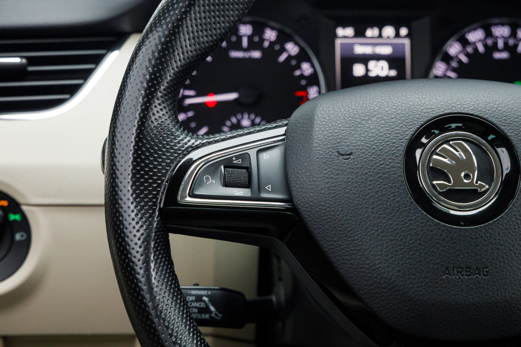 Skoda Octavia A7 Style Limited 2016 photo 28