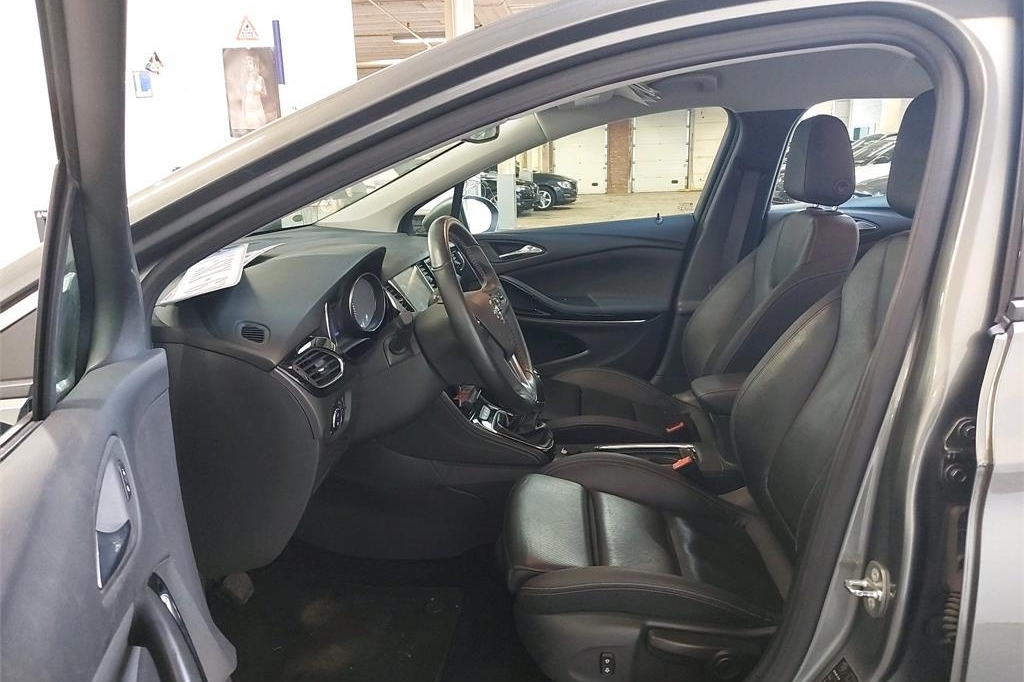 Opel Astra Sports Tourer 2017 photo 7