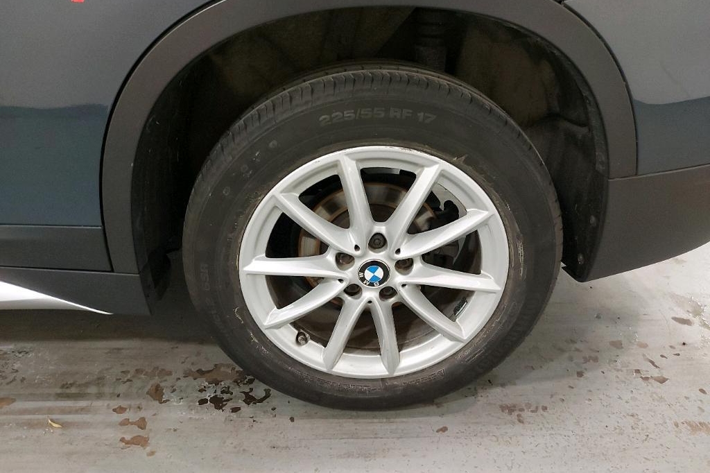 BMW X1 2016 фото 24