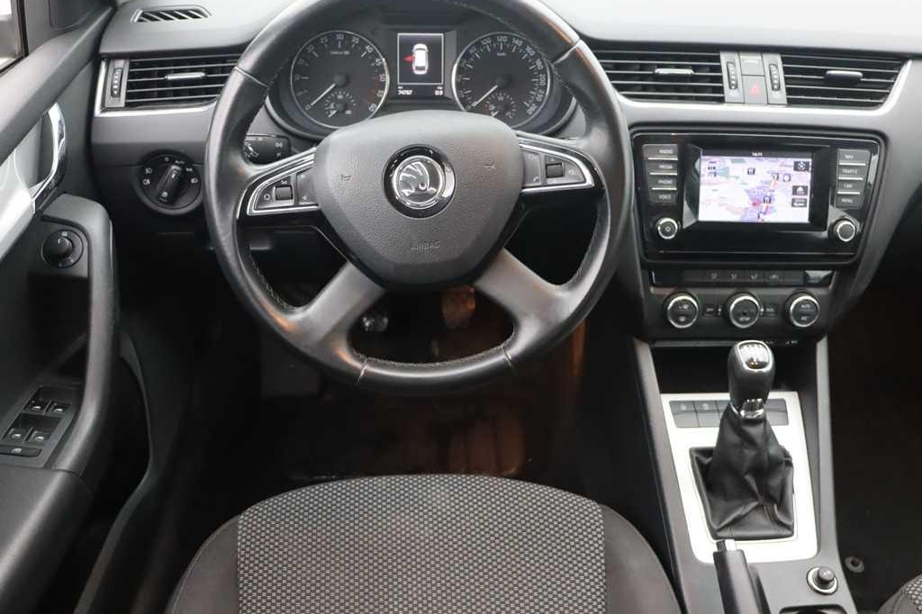 Skoda Octavia Combi 2015 photo 3