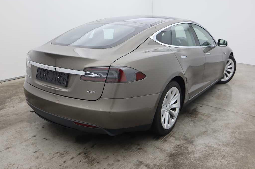 Tesla Model S 2016 photo 4