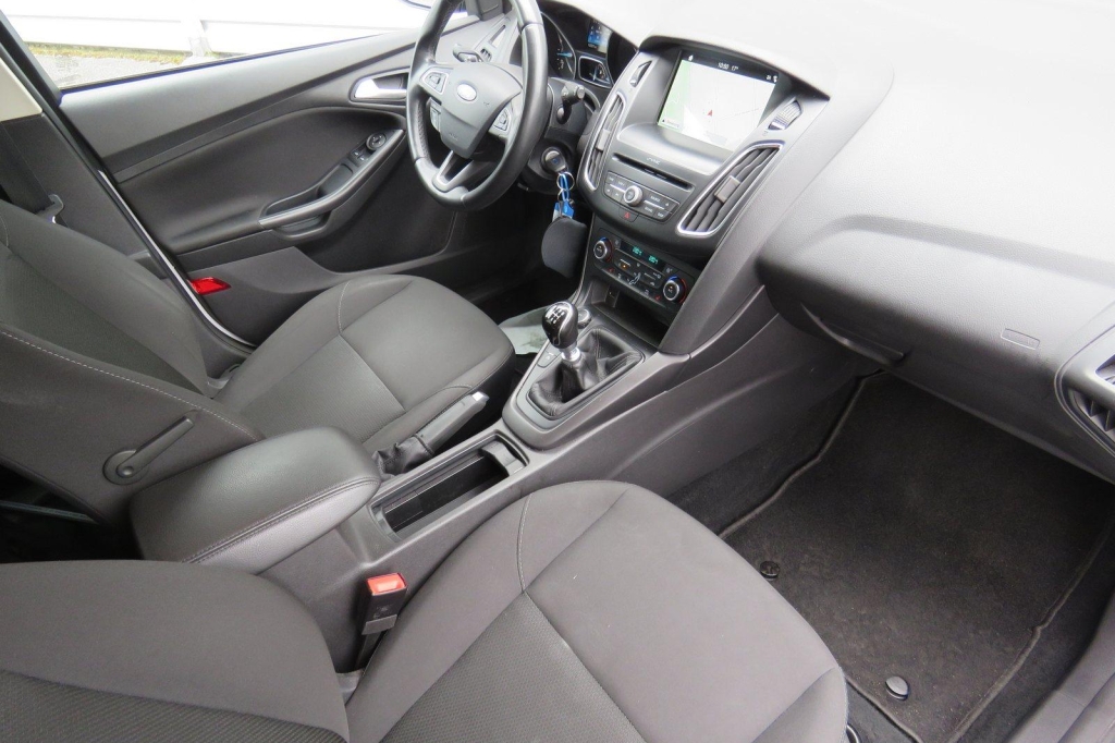 Ford Focus Turnier 2018 фото 7