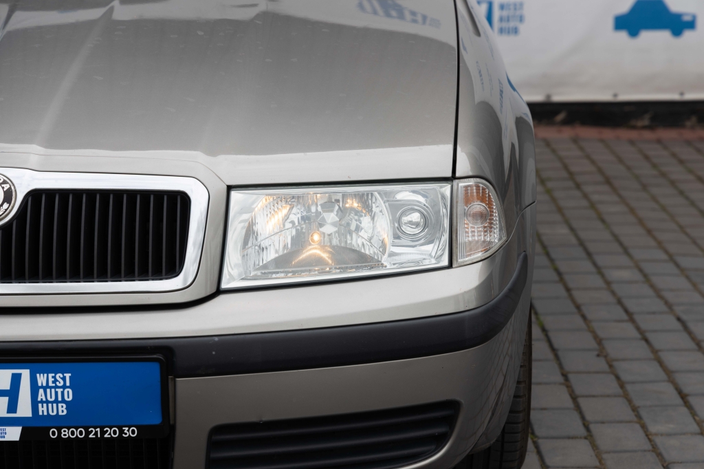 Skoda Octavia 2006 фото 1