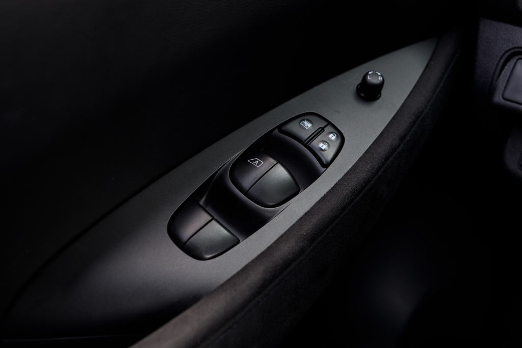 Nissan Leaf фото 16