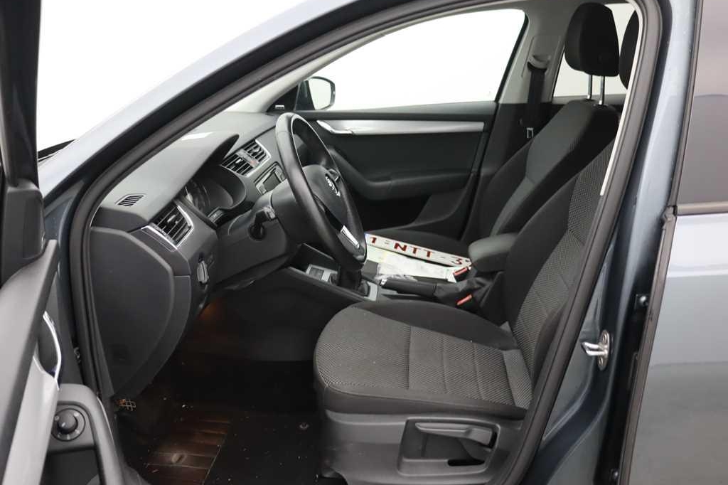 Skoda Octavia Combi 2016 фото 7