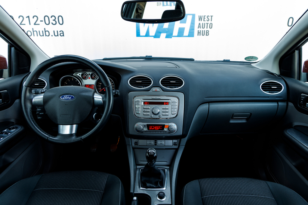 Ford Focus Titanium 2009 photo 10