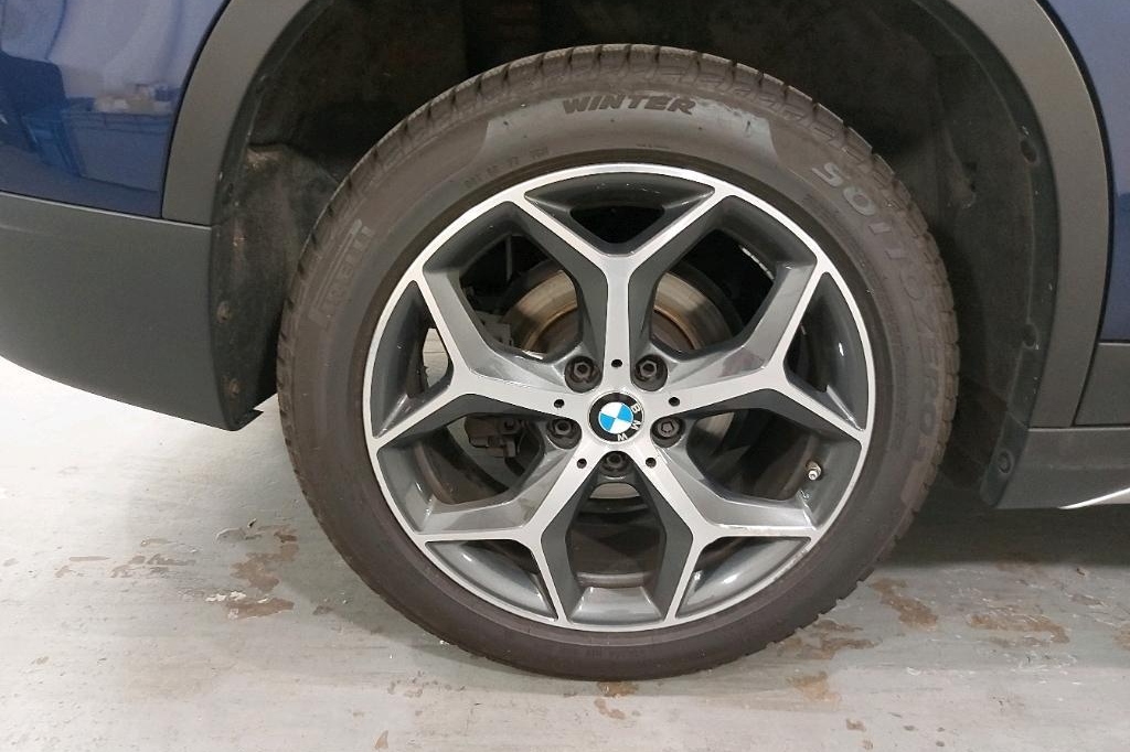 BMW X1 2017 фото 11