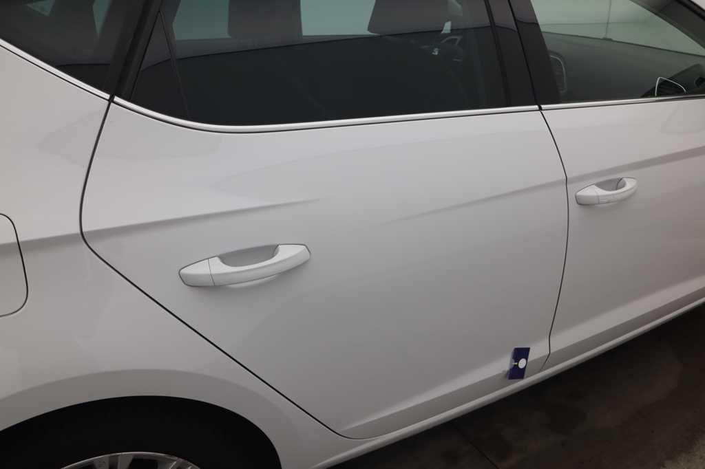 SEAT Leon 2017 фото 12