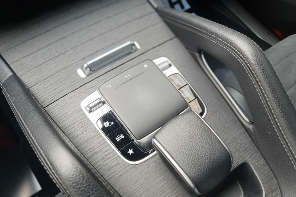 Mercedes-Benz GLE 400 2019 photo 16