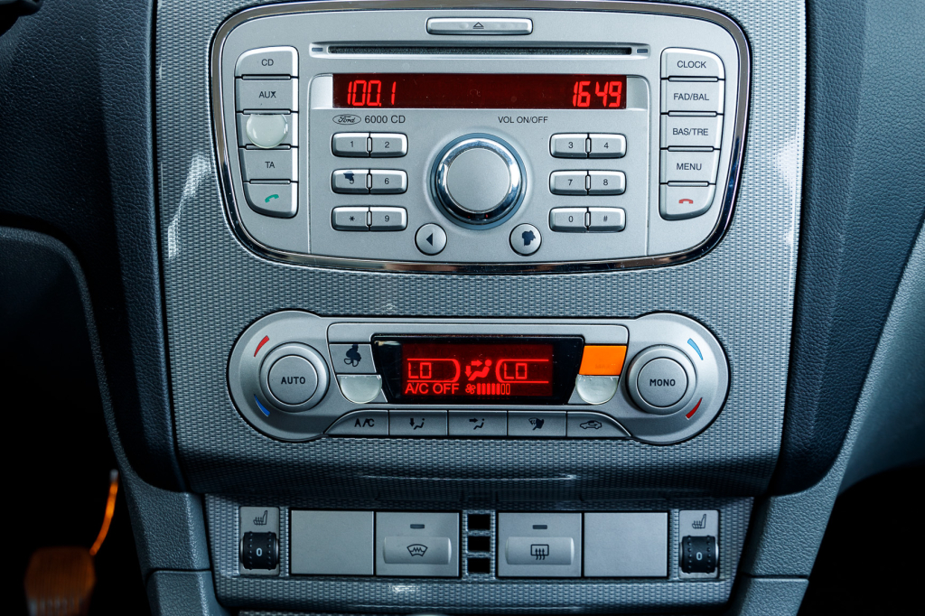 Ford Focus Titanium 2009 photo 9