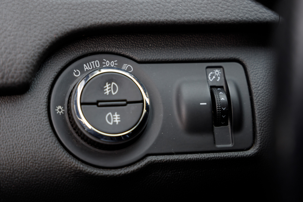 Opel Insignia фото 19