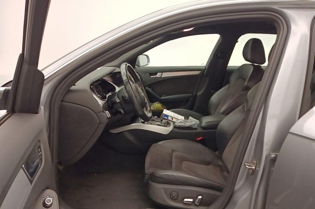 Audi A4 Avant 2015 фото 1