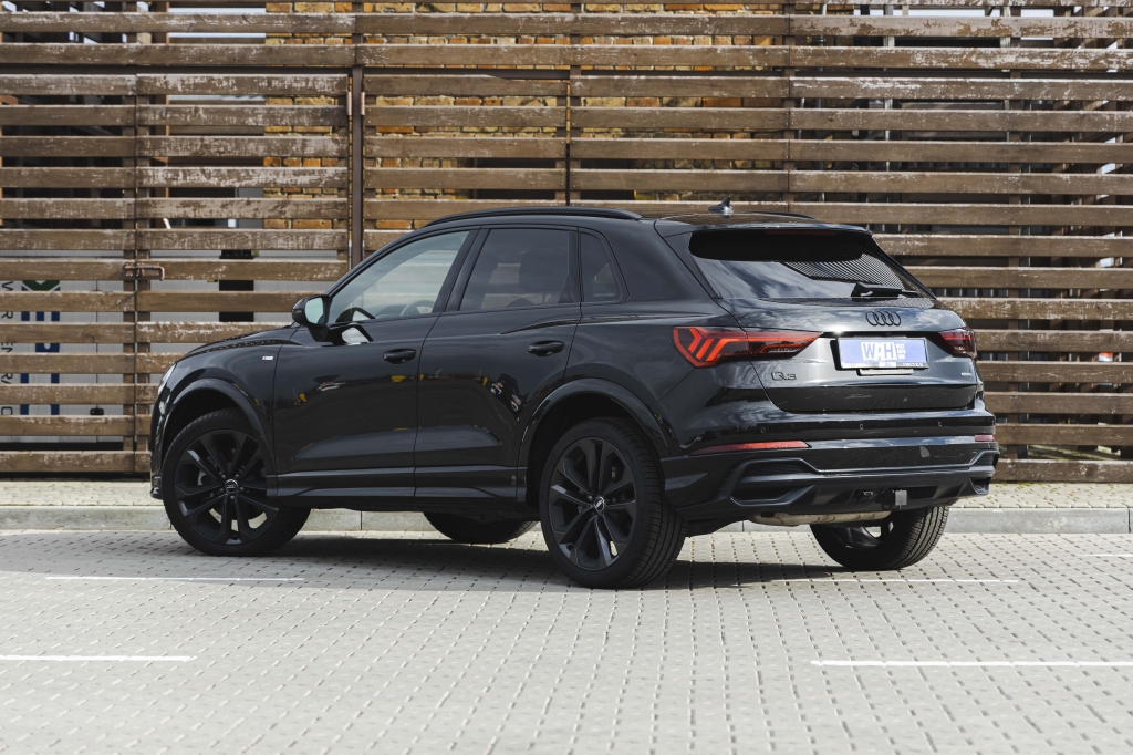 Audi Q3 S-Line 2020 photo 12