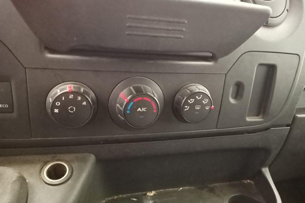 Renault Master 2016 фото 15