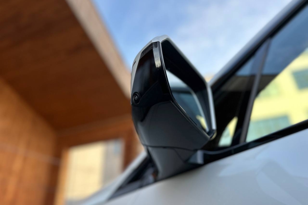 BMW iX xDrive40 2021 фото 9