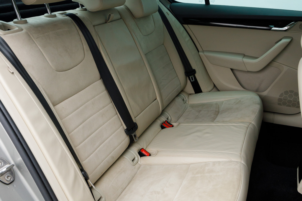 Skoda Octavia A7 Style Limited 2016 photo 25