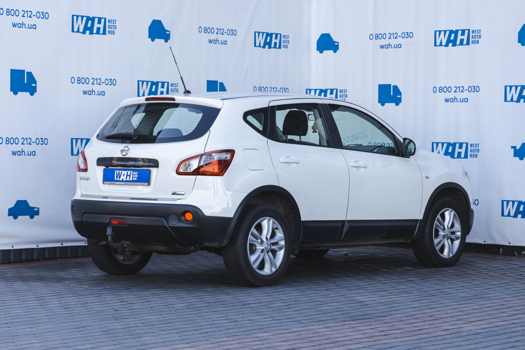 Nissan Qashqai 2012 photo 6