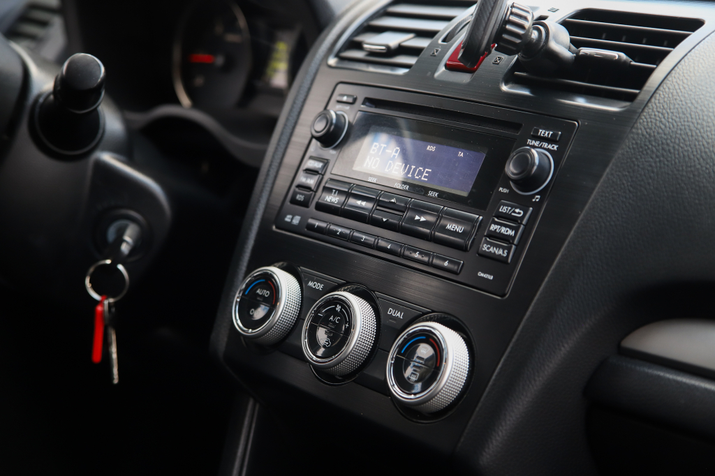 Subaru XV 2014 фото 27