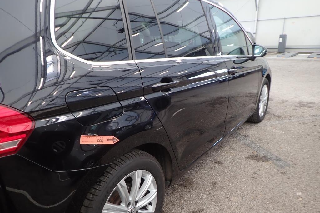 Volkswagen Touran 2017 photo 29