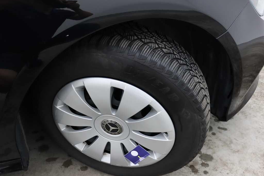 Mercedes-Benz A-Klasse 2017 photo 11