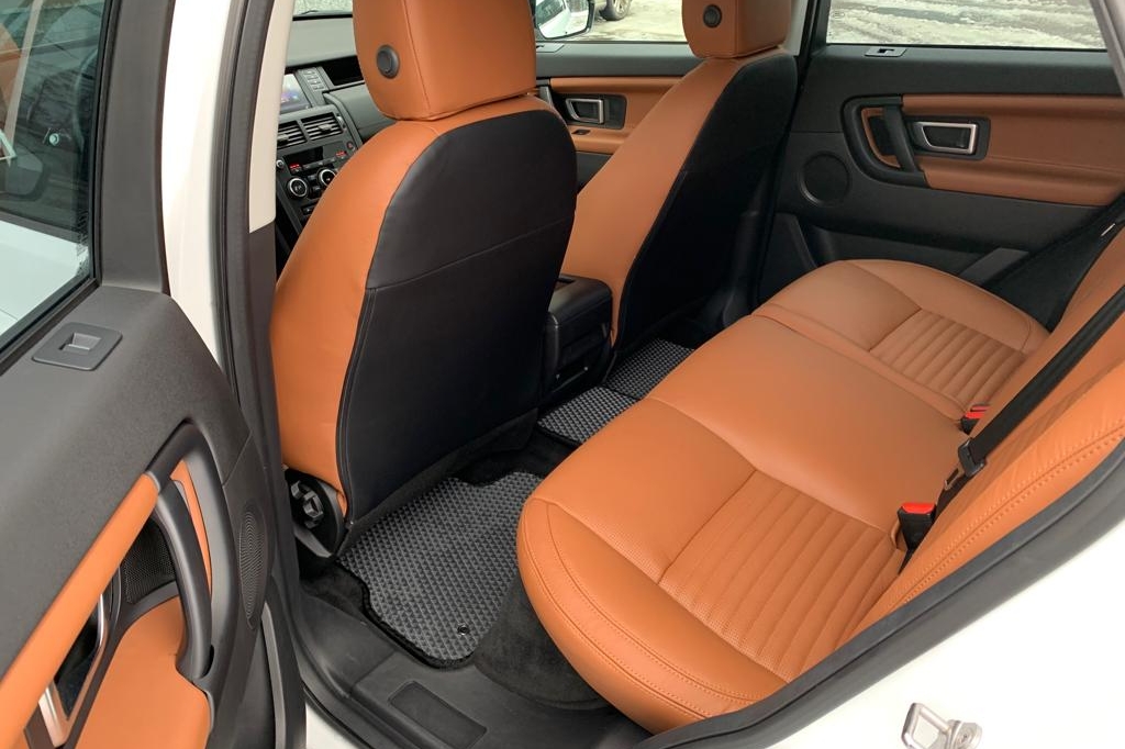 Land Rover Discovery Sport 2017 photo 21