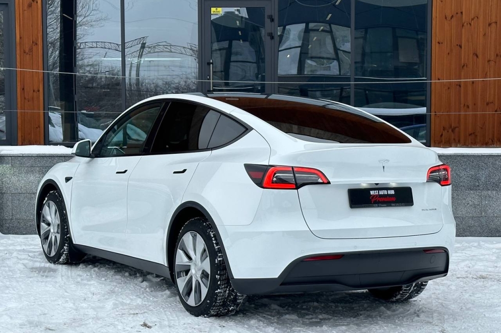 Tesla Model Y Long Range 75 kWh Dual Motor  2022 photo 5