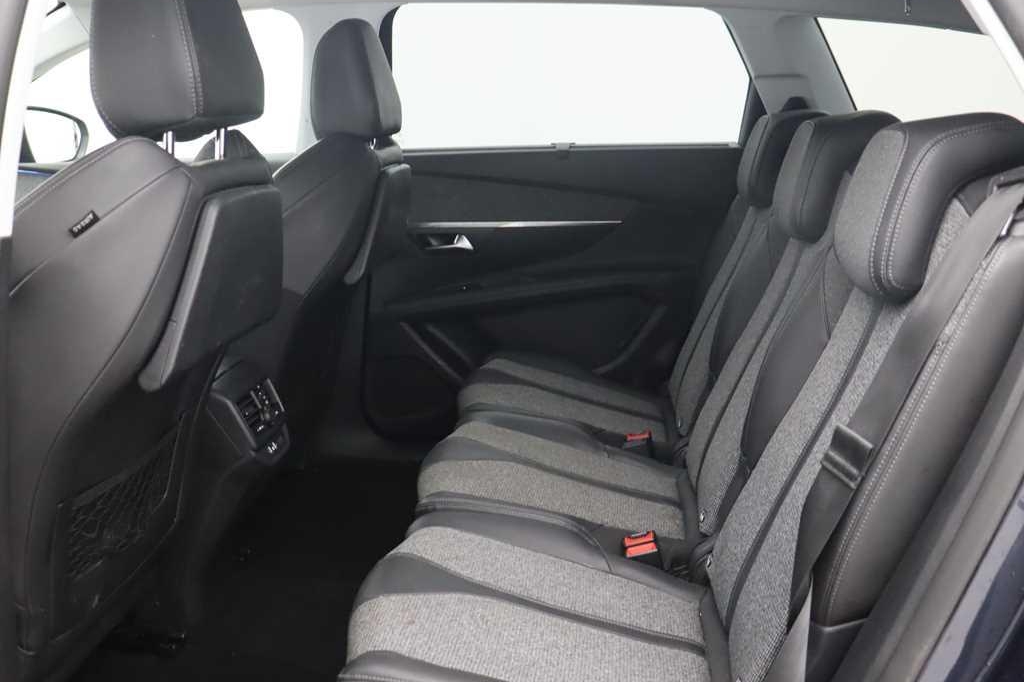 Peugeot 5008 2018 photo 4