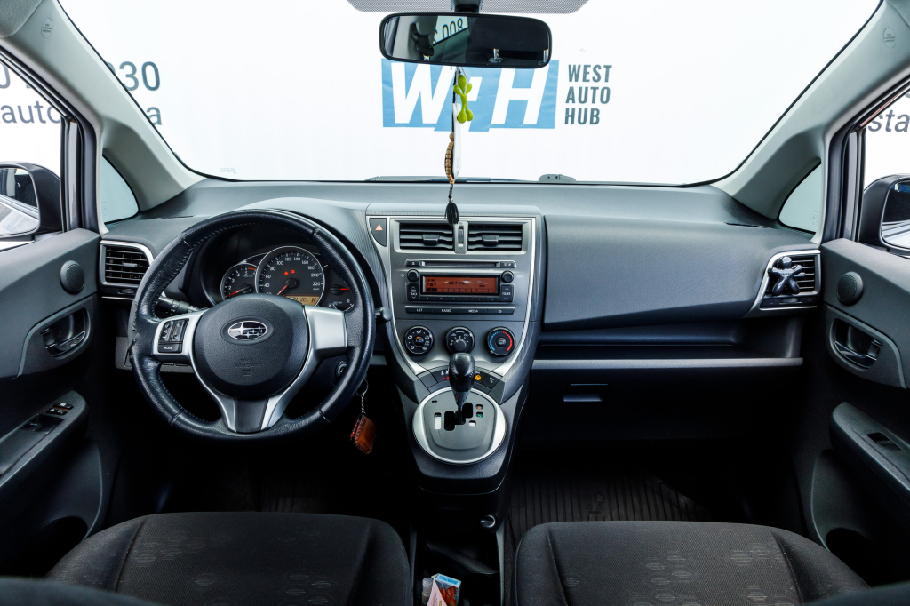 Subaru Trezia 2012 photo 10
