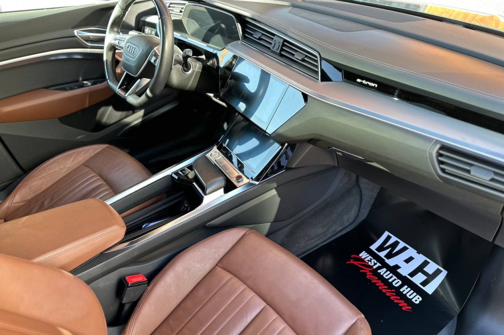 Audi e-tron 55 Quattro 2019 photo 12