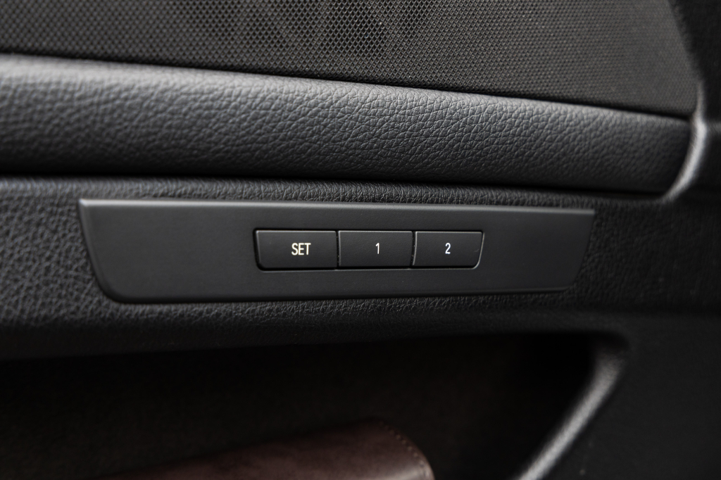 BMW 520 D Baureihe 5 Touring 2015 photo 25