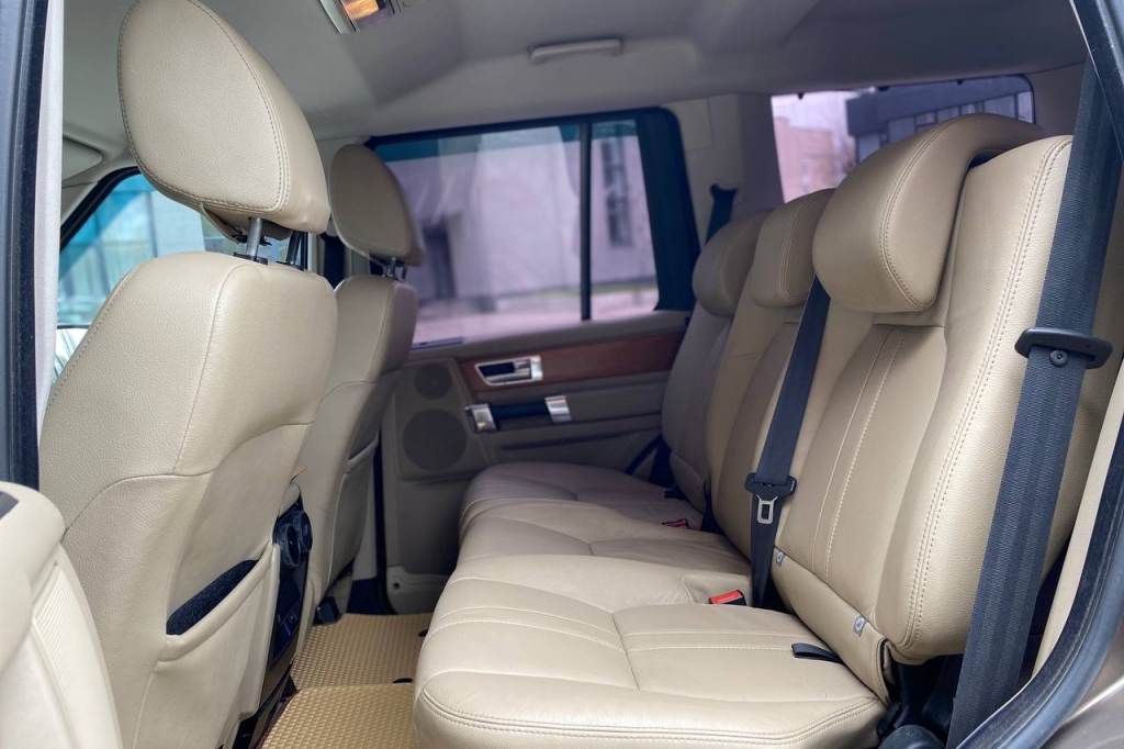 Land Rover Discovery 2012 фото 14