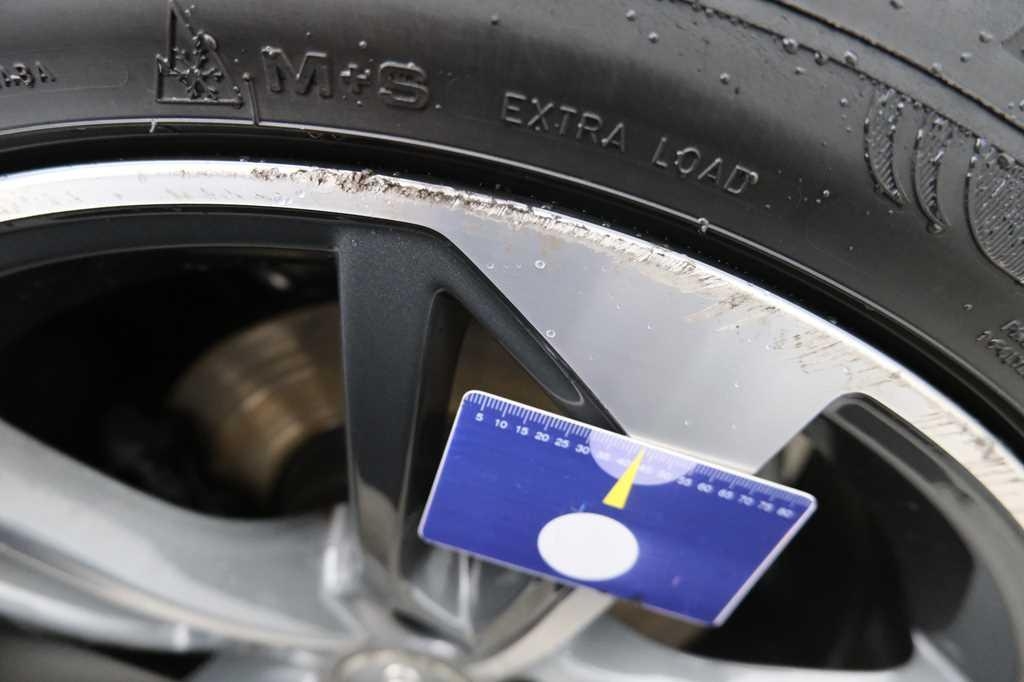 Audi A4 Avant 2017 фото 10