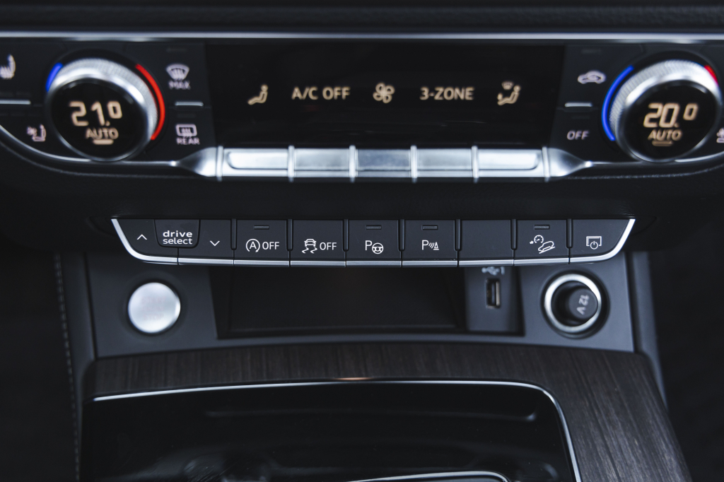 Audi Q5 Prestige 2021 фото 31