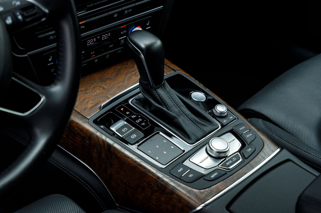 Audi A6 TDI quattro 2016 фото 20