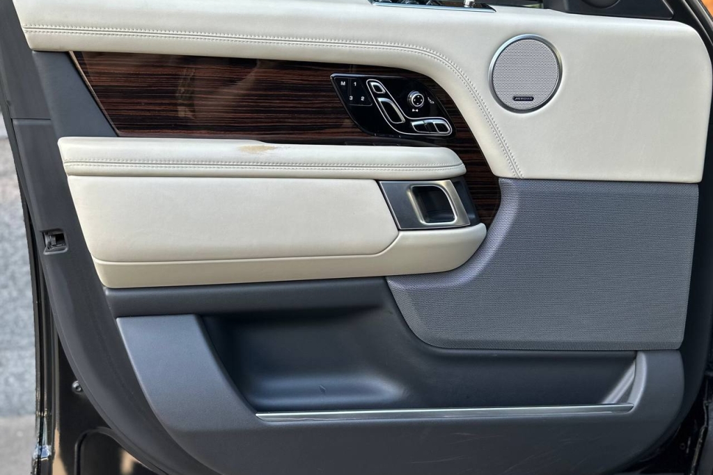 Land Rover Range Rover Autobiography 2018 фото 9