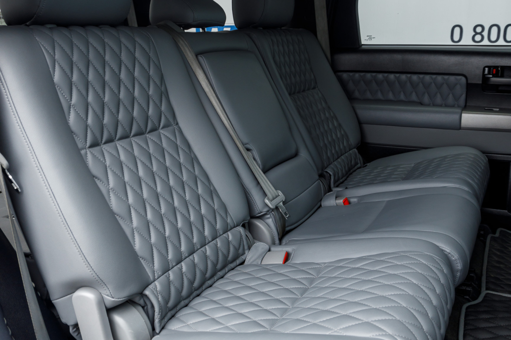 Toyota Sequoia SR5 2012 фото 34