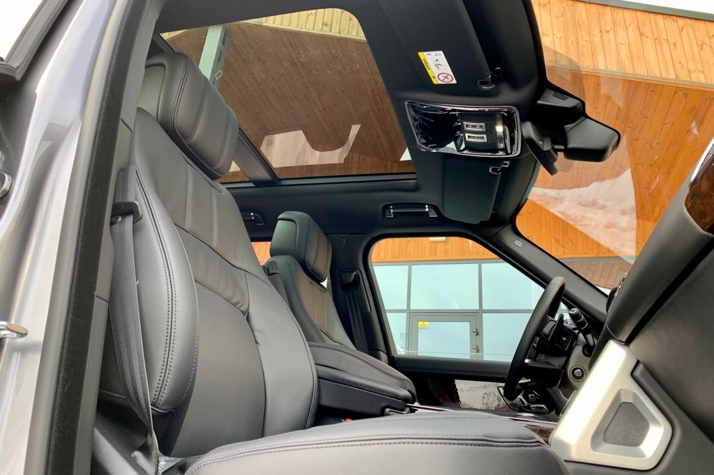 Land Rover Range Rover 2020 photo 13
