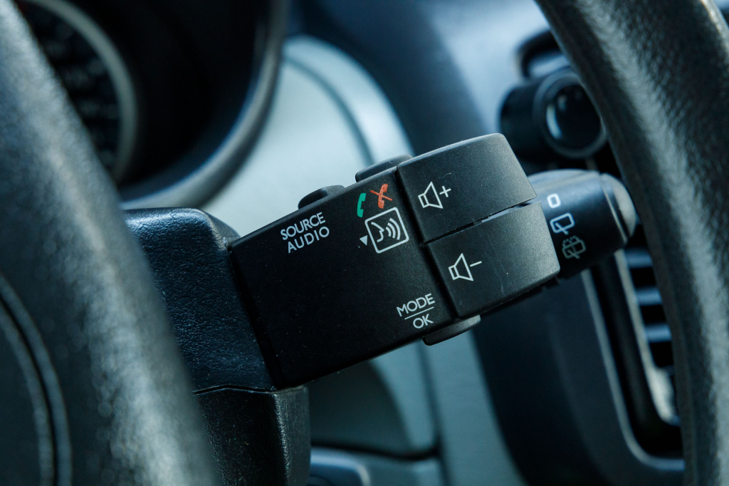 Renault Trafic пасс. 2012 photo 11